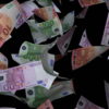 vj video background Slow-falling-down-banknotes-euro-currency-motion-background-gp0uzw-1920_003